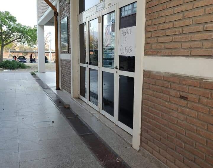 -LUNES- Cinco muertos y 136 casos positivos de COVID-19 en La Rioja