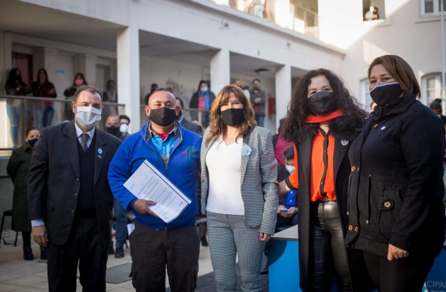 La Intendenta pidió una reunión con Quintela por los PEM y le respondieron que “la cuestión es cómo la Municipalidad puede contribuir a resolver el problema”