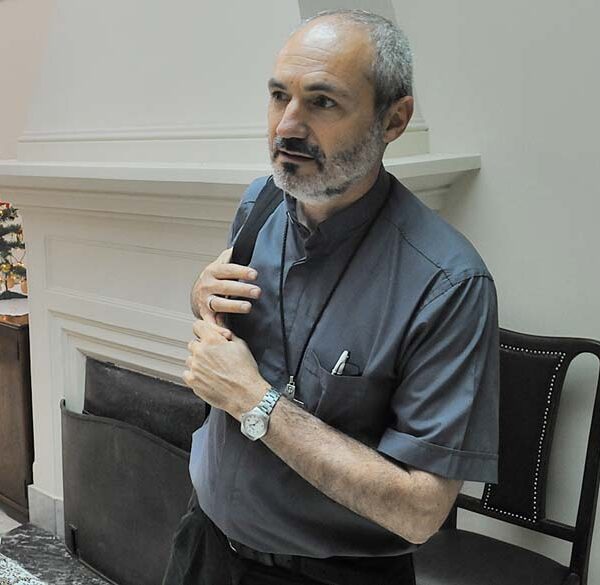 El Obispo de La Rioja sigue sin hablar de la denuncia en su contra por encubrir a un monje procesado por abuso sexual