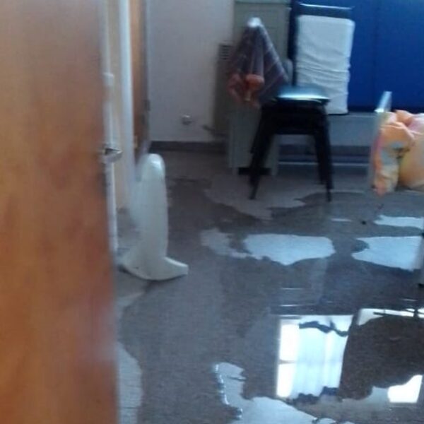 Un hospital del interior se inundó por las lluvias y pacientes internados tuvieron que ser evacuados