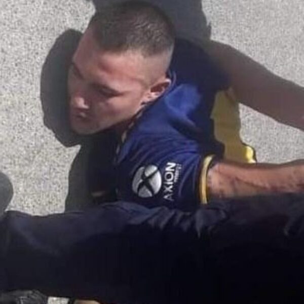 Policía atrapó a un delincuente que robó un celular frente al Hospital Vera Barros