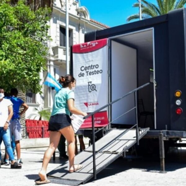 Ante el aumento de casos en La Rioja, solo se hisoparán a las personas de riesgo o con síntomas graves