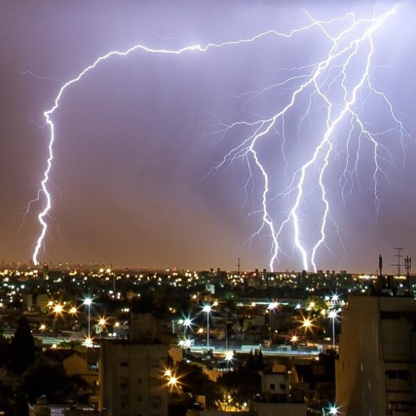 Alerta amarilla por fuertes tormentas en La Rioja: estos son los departamentos más afectados