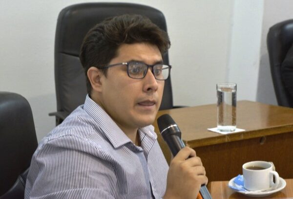 [EDITORIAL] No se puede recusar a un concejal: que Balmaceda sea destituido, pero el procedimiento correcto