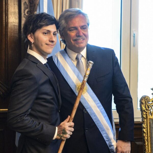 “Lo voy a cuidar de esta mierda de gente que sólo odia”: mensaje del hijo del Presidente a su hermanito