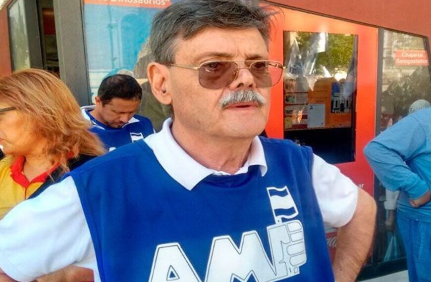 AMP La Rioja rechaza que los docentes brinden una hora más de clases