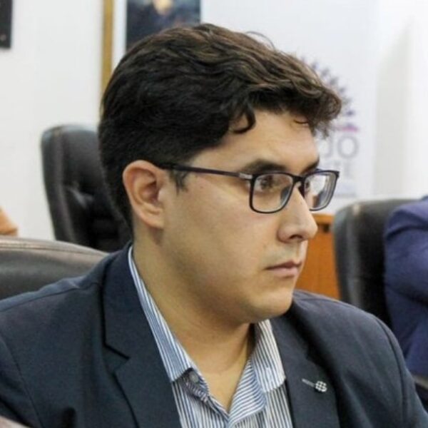 La jueza de Violencia de Género resolvió procesar el concejal Balmaceda por abuso sexual, pero seguirá en libertad