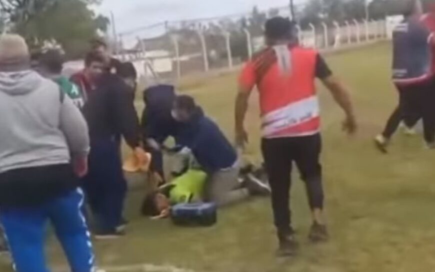 -VIDEO- Violento ataque a un árbitro durante un torneo de AFA en La Rioja