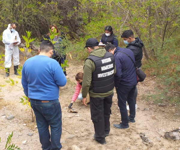 Niños encuentran huesos humanos cerca del Golf Club