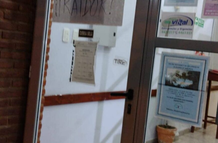 El Gobierno Provincial entregó unidades productivas para microemprendimientos de trabajadores