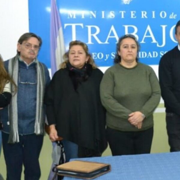 Educación y AMP firmaron nuevos acuerdos Paritarios que incluyen la Titularización y el saneamiento de cargos