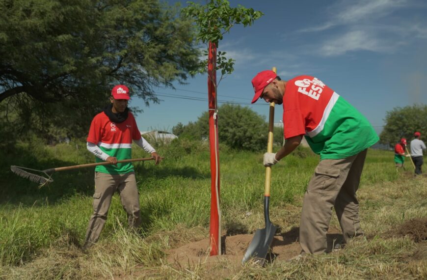 Quintela encabezó la inauguración de las obras de refacción del Registro Civil
