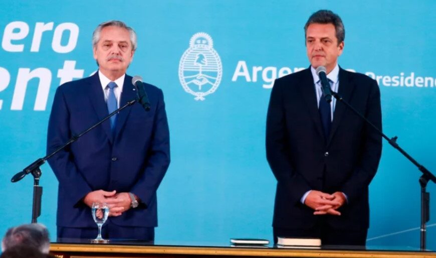 Viviendas, Parque Eólico y seguridad, los temas de la agenda de Quintela en Buenos Aires