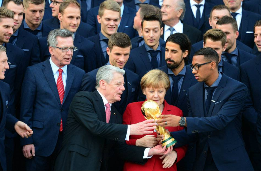 Encontraron una beba de unos 7 días abandonada en una bolsa en Catamarca