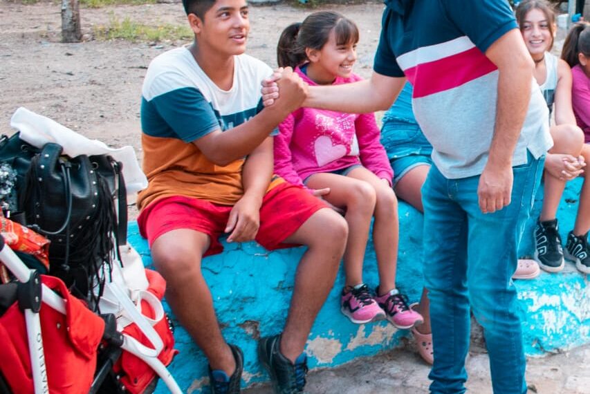 Se fueron de vacaciones y cuando volvieron les habían robado 120 mil pesos: una mujer detenida