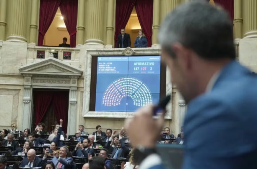 El Gobierno logró la sanción de la Ley Bases y el paquete fiscal y Milei inicia una nueva etapa de gestión
