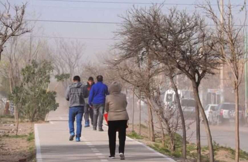 Difunden alerta por vientos para siete departamentos de La Rioja con ráfagas que podrían superar los 100 km por hora