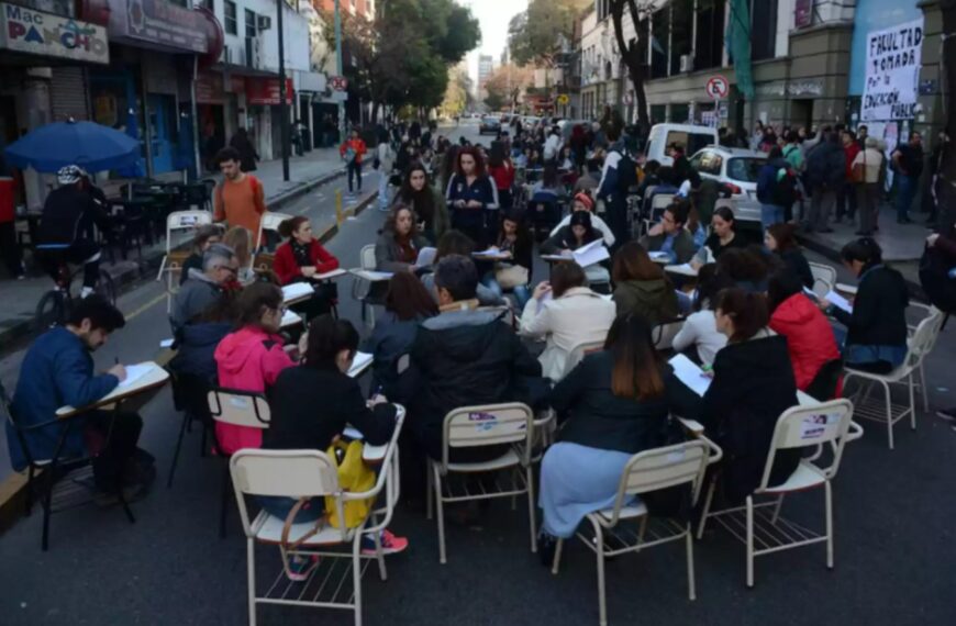 Más de diez universidades en todo el país fueron tomadas en repudio al veto de la ley de Financiamiento Universitario