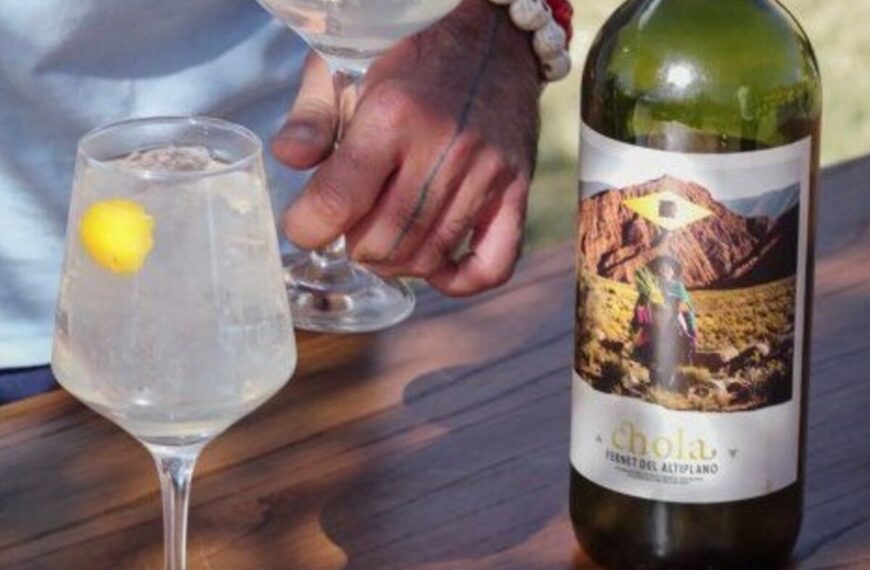 ¿Te animás a probarlo? Jujuy lanzó “Chola”, un fernet de altura elaborado con hierbas propias
