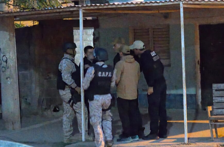 Un hombre tomó de rehén a un menor para escapar de la policía en el barrio El Sembrador