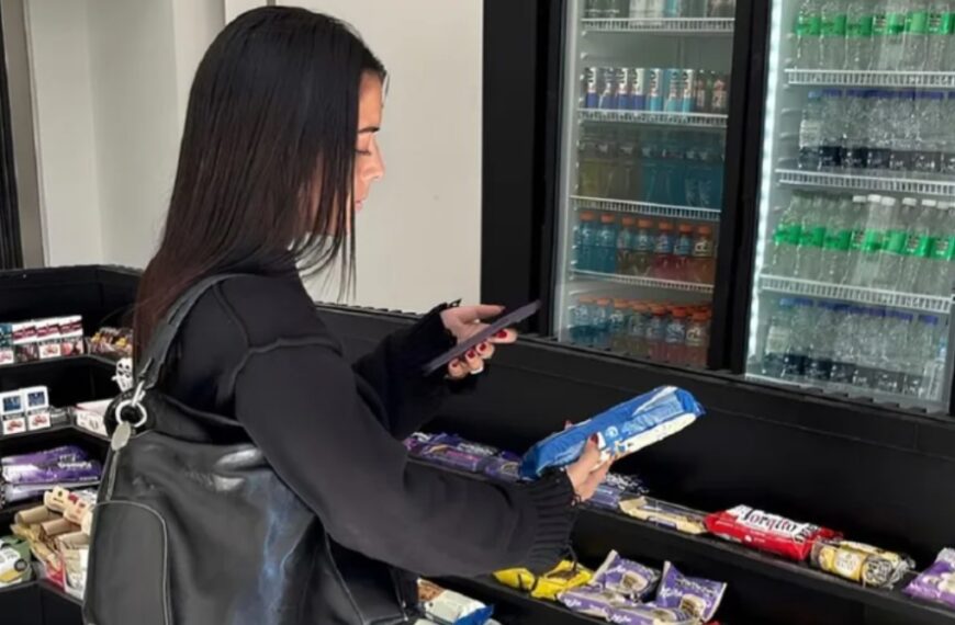 -VIDEO- Llegó a Mendoza el primer kiosco de servicio totalmente autónomo, sin empleados y con pago digital