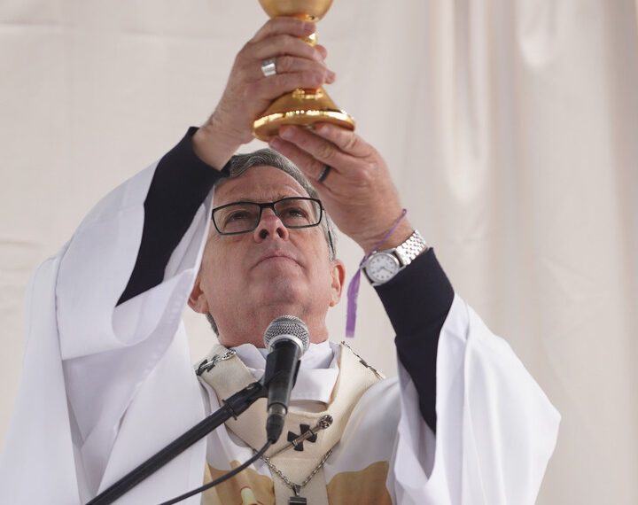 Duro mensaje de la iglesia contra el gobierno por los jubilados y los discapacitados