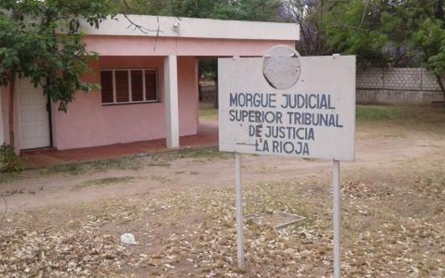 Murió un joven en el cuarto de su vivienda e investigan si fue por sobredosis