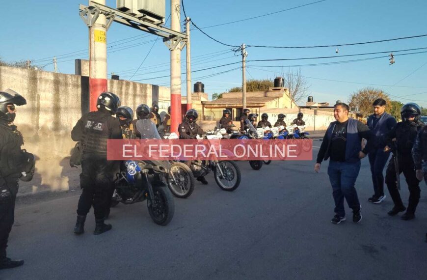 Megaoperativo de control en los barrios Las Ágaves e Islas Malvinas terminó con 15 detenidos por motos robadas, pedido de captura y drogas