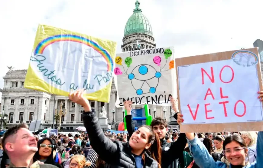 El quintelismo celebró el rechazo en Diputados al veto de Milei a la emergencia en discapacidad: “Le pusimos freno a tanta crueldad y atropello”