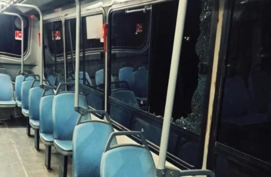 Tras el vandalismo a una unidad de Rioja Bus, cambian el recorrido en un popular barrio